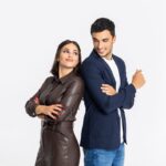 Andrea Duro Instagram – Pasamos un ratito muy divertido con el reto que nos propuso @guess como embajadores de #GUESSFragance a @alegalan96 y a mi ✨🙌🏼

¿ Quién creéis que conoce más a quién ? 
Y lo más importante… ¿ Quién creéis que ganó ? 😌

Podéis ver el vídeo y leer la entrevista en @cosmopolitan_es y @menshealthesp https://www.cosmopolitan.com/es/sexo-amor/amor-pareja/a45209673/andrea-duro-ale-galan-guess-bella-vita/ 

Os dejo el link en stories también🎈

 #GUESSBellaVitaParadiso
#LoveGUESS