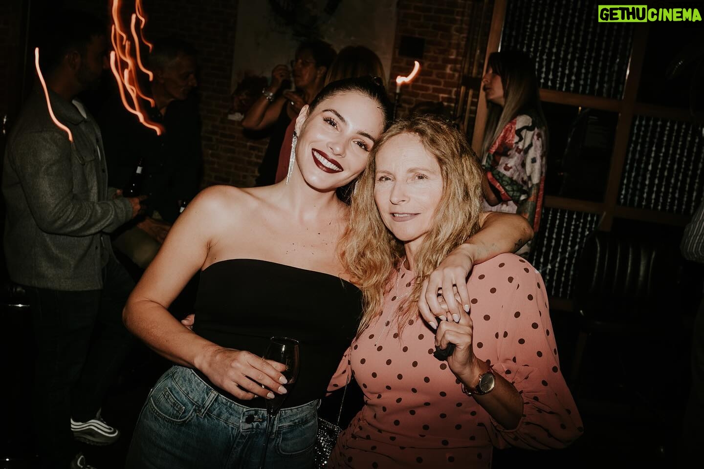 Andrea Duro Instagram - Felices 60 mamita 🩷 te quiero mucho ✨