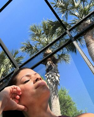 Andrea Navedo Instagram - Take me back 🤗☀️
#sunshine #sunshinestate #florida #sunnydays #takeabreak #vacation