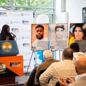 Andrea Navedo Instagram - Congratulations to everyone being honored tomorrow for the 2024 Bronx Walk of Fame! 

Presenting the 2024 Bronx Walk of Fame inductees: starting with Andrea Navedo! You may recognize Andrea from “Jane the Virgin,” a Golden Globe nominated television show in which Andrea plays Jane’s mother, Xiomara. Navedo brought “Bronx energy” to Hollywood, and we’re excited to be adding her name to The Bronx Walk of Fame.
.
.
.
.
📸 @zalo_castillo_headshots @zalo_castillo 
#bronx #bronxwalkoffame #walkoffame #blessed #home #hometown #special #newyork #repost 

#Repost @thebronxtourism ✨👏🏽
・・・