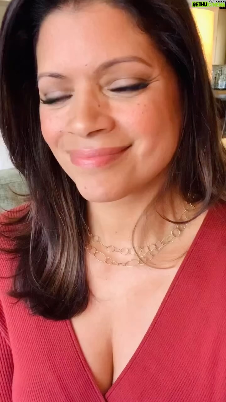 Andrea Navedo Instagram - #FLASHBACKFRIDAY It’s been exactly a year from this week where we were breaking the news on my very first book! This book has opened the doors to meeting so many of my supporters and fans around the world. I have shared my story of how I turned my otherness into power and I couldn’t have done it without all of you! If you haven’t gotten a chance to read the book, the audio version is also now available for purchase. The link is in my bio. #ourothernessisourstrength #linkinbio #andreanavedo #author #speaker #actress #powerfulwomen
