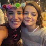 Andrea Rincón Instagram - Desparramando facha con mi amado amigo @gastonpauls22 en el cumple de la hermosa y talentosa @munapauls. Felicitaciones a los papis!! @agustinacherriok y Gasty!! 💙💙 Que tengas una vida bendecida ser de Luz!!! Espero hayas tenido la noche que soñaste. Tus invitados la pasamos Súper!!! Gracias!!! 🙏🏾🙏🏾🙏🏾💙💙🦋🦋 Grosa @claudiavillafaneok te luciste una vez más!! 👏🏾👏🏾👏🏾 Gracias @cynthiamartos por la pilcha @meryfolgar por el MakeUp y pelo @caromarafioti por el Styling @ferrarocalzados por las botas Y @lolamembrillo por hacerme reír toda la noche!! 😂😂😂☺️