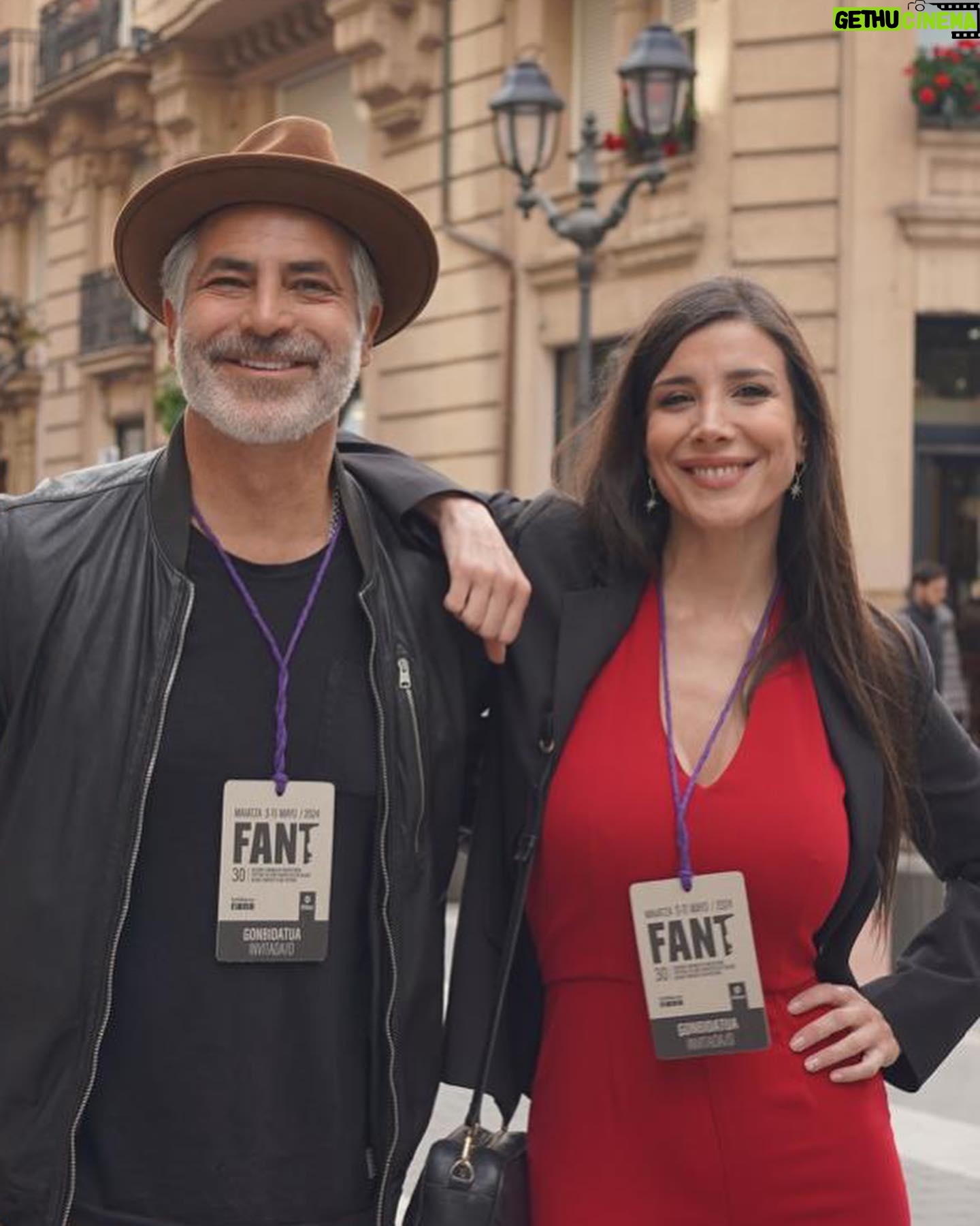 Andrea Rincón Instagram - En la proyección de Mosca 🪰 en @fantbilbao @ernestoalterio @claurissi.6 @eduardopintocine @gzsur