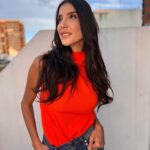 Andrea Rincón Instagram – Con este Make Up y este pelo no necesito nada mas!!! Gracias @meryfolgar