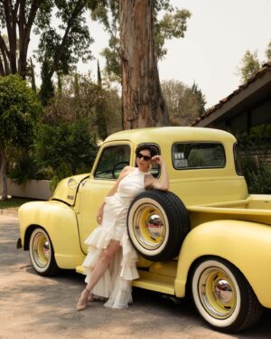 Andrea Torre Instagram - Me quiero volver a casar, que dices @pedrodepinedo ? Otra fiesta?💃🏻🕺🏻
😍🥰😘❤️❤️
 TeAmo #Pop
.
👗 de @auroraares 
📸 de @alfonsoramza 
.
#ATH🍄 #andreatorre #FelizAniversario #14añosjuntos #