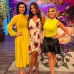 Andrea Torre Instagram – Como siempre feliz de estar en @cuentameloyaof y hoy más, porque estuve con mi @pulguitatv 💛
#yellow #amarillo #fashion #cuentameloya #conduccion #television #tv
La que de amarillo se viste (completa la frase) 🌕