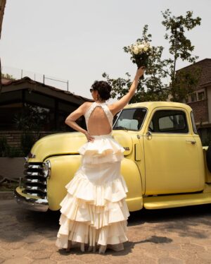 Andrea Torre Instagram - Me quiero volver a casar, que dices @pedrodepinedo ? Otra fiesta?💃🏻🕺🏻
😍🥰😘❤️❤️
 TeAmo #Pop
.
👗 de @auroraares 
📸 de @alfonsoramza 
.
#ATH🍄 #andreatorre #FelizAniversario #14añosjuntos #