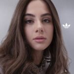 Andria Tayeh Instagram - . 🎬 من مغامرات الطفولة إلى الظهور على شاشات التلفزيون في كافة أنحاء العالم، كان حذاء Gazelle الأيقوني الشهير رفيقاً لـ @andria_tayeh خلال مسيرتها. " إنها ليست أحذية عادية، بل هي خطوتي الأولى في رحلتي بأسلوبها الأصلي". أيقونتان. أصليتان. 🌟 #أديداس_أوريجينالز #1000_أوريجينالز 🎬 From childhood adventures to TV screens around the world, the iconic Gazelle has been with @andria_tayeh every step of the way. “These shoes are more than just footwear, they’re the footsteps of my journey in its own Original way.” Two icons. Two Originals. 🌟 #adidasOriginals #1000Originals