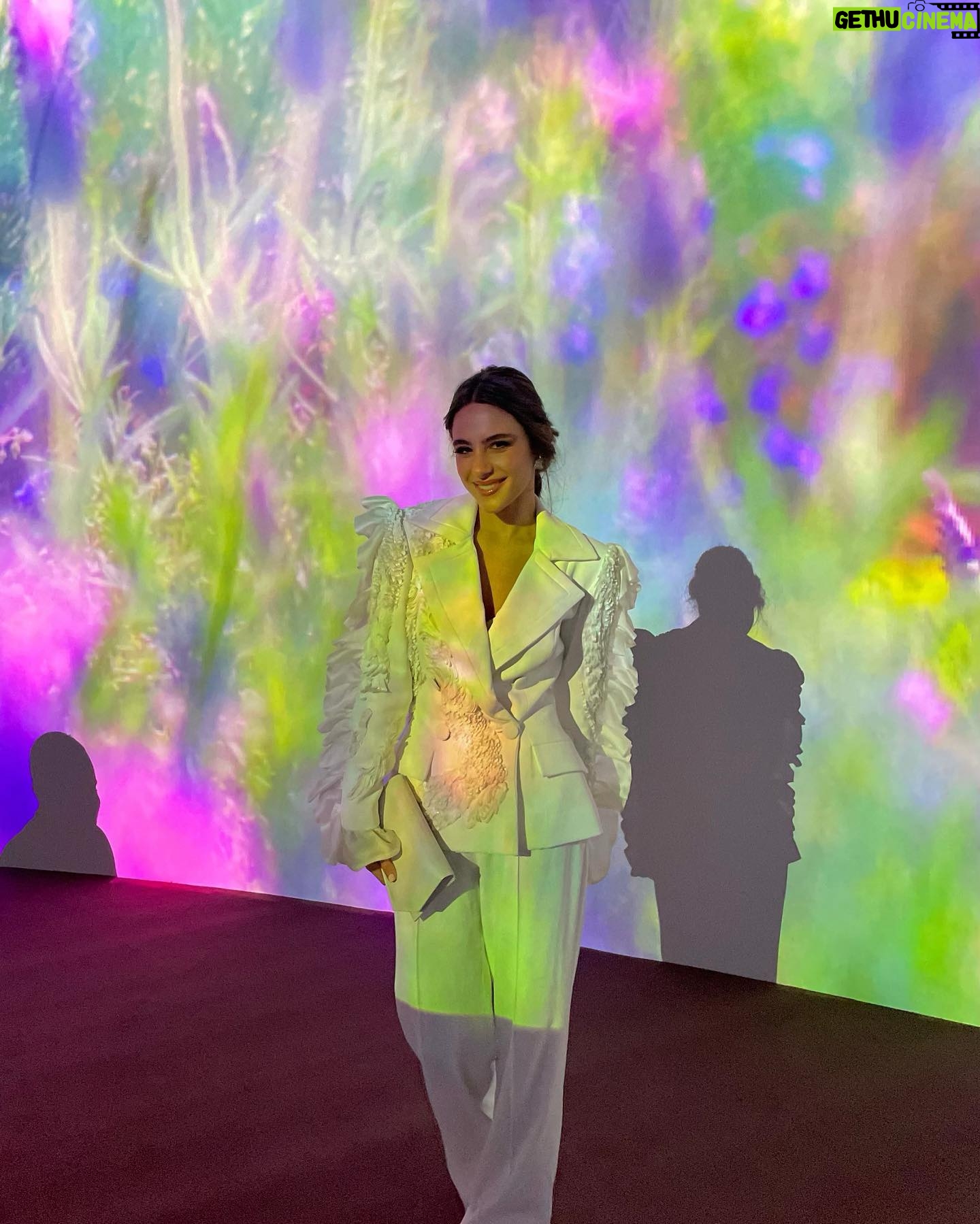 Andria Tayeh Instagram - 30 years strong @hiamag 🤍
