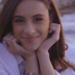 Andria Tayeh Instagram - هل عاشت يوماً نجمة مسلسل "مدرسة الروابي" اندريا طايع في الحقيقة تنمرا؟ ما هي مواهبها الأخرى؟ اين تحب أن تقضي معظم وقتها؟ اكتشفوا كل ذلك واكثر في حلقة Hang out with Andria على قناتنا على يوتيوب، الرابط في البايو Has “AlRawabi School for Girls” star Andria Tayeh ever experienced bullying in real life? What are her hobbies? Where does she like to spend most of her free time? Discover all that and more on our “Hang out with Andria” episode on Youtube. Link in bio #HiaMag #ByHiaMag #HangOutWith #مجلة_هي