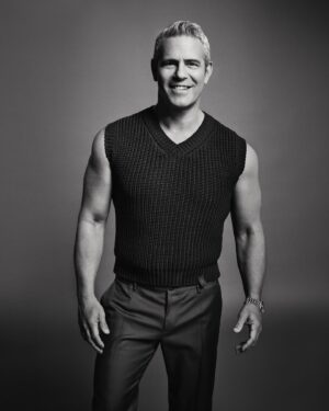Andy Cohen Instagram - Add this to the “he doesn’t know what to do with his hands” pile! Shot by @david_needleman for @hollywoodreporter. (@onefit_official has been working on my arms & shoulders…) and thanks @mrmaer for the piece!
