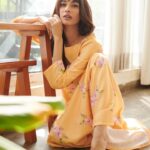 Aneri Vajani Instagram – Unedited 📸 
 
 
 
 
Outfit : @pashaindialabel 
Makeup : @makeupbymeherb 
Hair : @sizzlinscizzors 
📸 : @pranav.dhoot 
 Concept / Stylist : @diaajmera 

 
 
 
 
 
 
 
#anerivajane #unfilterd #photoshoot #jaipur #pashaindia #gratitude #happiness #love
