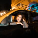 Aneri Vajani Instagram - Aja meri Taxi Main Baithja 😅🚗 HMU : @lavish_beauties_by_lavanya 📸: @dreamdraftfilms @noblursbyshivam Special thanks to : @parnikanarula #anerivajane #love #taxidriver #happiness #faith
