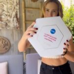 Angélica Castro Instagram - Buenas Noches ❤️ vayan a ver lo nuevo de @nivea_cl es increíble esta línea anti manchas!! Se las recomiendo!! Como estuvo tu día? 🌻 #RevolucionAntiManchas #Luminous630 #colaboración