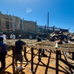 Angélica Castro Instagram – ❤️💪🏻Construimos la casa N 11 junto a los voluntarios de @elmejorcambiodetuvida y @jairo_valdes 

Gracias a todos los que se sumaron,  fue maravilloso poder vivir esta poderosa experiencia además junto a mi hija y mi sobrino! ❤️🌻 Un día inolvidable que me grabo en el alma.  Ojalá te puedas sumar como voluntario o aportando para poder construir la próxima casa y darle un hogar a una familia que tanto lo necesitan!  Gracias gracias gracias…. Sin tu ayuda esto es imposible.  Más info en @elmejorcambiodetuvida