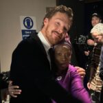 Angélique Kidjo Instagram - Warming up at the @royalalberthall with one of my heroes #benedictcumberbatch for the great @letterslive event, reading my own letter to the girls of Benin! Tomorrow, showtime!!!