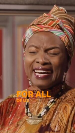 Angélique Kidjo Instagram - Speaking the truth: « One World Is Enough For All Of Us » The immortal words of @theofficialsting 
Thanks for the @davidlynchfoundation for creating this inspiring video with the help of @rob.mathes @jayveerecords @mkcherryboom @bashirijohnson and so many more talented musicians during lockdown.