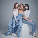 Angelika Revva Instagram – Девочки всех возрастов, пусть в ваших сердцах всегда живет Радость и Любовь🙏🏼 Этот мир начинается с нас.  Давайте наполним Любовью сердца близких людей, обнимем детей, улыбнемся соседям, напишем незнакомым людям добрый комментарий, наполним кормушки для птиц…..вариантов много ☺️🫶
 Сегодня особенно нужно наше проявление Любви и эта энергия в наших руках🤍🤍🤍 распространяйте Любовь,  с Праздником нас!! 🥳🤍