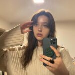 Angelina Danilova Instagram – A bouquet of flowers for you!

made with 4 hangers and one pair of stockings.