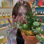 Angelina Danilova Instagram – thank you for having me over to pot my favorite geranium herb @loewe_perfumes first pop up store in Seoul. 🪴🌸✨ 

#로에베 #로에베퍼퓸