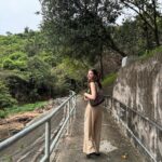 Angelina Danilova Instagram – Hong Kong secret beach location revealed.
From the beach to the rainy morning egg sando in the old town and back to Seoul.🥚