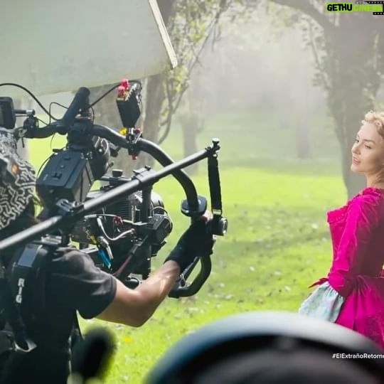 Angelique Boyer Instagram - Iniciamos con la cuenta regresiva #ElExtrañoRetornoDeDianaSalazar pronto verá la luz! Muy pronto por @vix