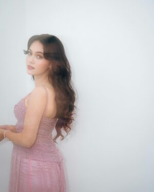 Anggika Bölsterli Instagram - Sctv music awards 🌸

Styled by @wanda_haraa
Dressed in @julianto.official
Jewelry @noma_id
Brushed by @ms_lifa @krisna_endi
Captured by @snap.nuel