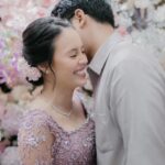 Anggika Bölsterli Instagram - Tiba juga di hari lamaran yang istimewa✨ Dengan mengenakan koleksi perhiasan berlian dari The Palace, @anggikabolsterli tampil semakin memukau, anggun, dan cantik🥰 Selamat atas lamarannya kak @anggikabolsterli & @omararmandiego 💍. Semoga dilancarkan sampai hari pernikahan tiba & menjadi pasangan yang selalu bahagia selamanya🥰