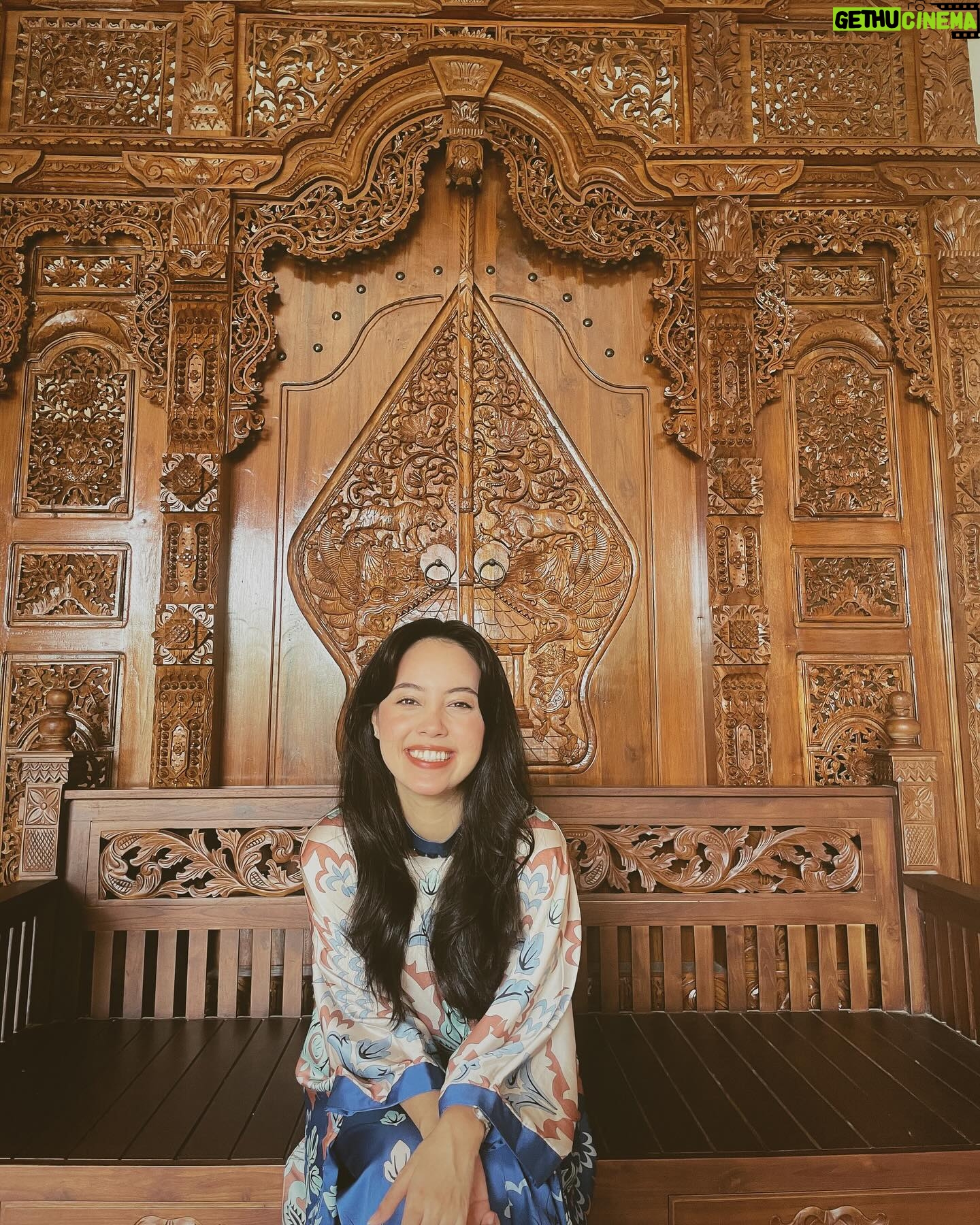 Anggika Bölsterli Instagram - Lebaran day 2 ✨
