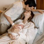 Angie Costa Instagram - A aproveitar a onda de amor por aqui, para agradecer ao hospital @lusiadas_saude de Lisboa por todo o apoio que nos deram estes dias. Todos tão queridos e super profissionais. Isso é mesmo importante nas primeiras horas. É um conforto. Desde que engravidei do Martim que sou acompanhada nos Lusiadas…e da Alice, não podia ser exceção ❤️ Obrigada à doutora Irina @aginecologistadamelhoramiga por tudo o que é. As mãos que colocaram os meus dois filhos no mundo. Em quem confio de olhos fechados, mesmo. É muito especial para nós e acredito que para toda a gente que passa por si. Obrigada Doutora, por tudo. Nunca me vou esquecer do que foi/é para esta família. ❤️