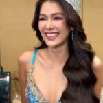 Aniporn Chalermburanawong Instagram - สุขสันต์วันปี๋ใหม่ไทยเจ้า มาในลุคสวยๆโก้ๆนั่งบนรถแห่เจ้า✨☺️🙏🏼 #KingPowerSongkran2024 #อภิมหาสงกรานต์รางน้ำ #ม่วนหนุกสุขคัก #แห่แดนซ์กินช้อปเล่นน้ำให้ฉ่ำ #RANGNAMSONGKRAN2024