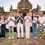 Aniporn Chalermburanawong Instagram - ขอบคุณพ่อแม่พี่น้อง จังหวัดบุรีรัมย์ และแฟนๆละคร "มนต์รักกันตรึม" ที่มางานมาสนุกด้วยกัน มีความมสุขแฮงงงจ้า 🫶🥹✨️🙏🙏 #มนต์รักกันตรึม #one31thailand 📸 @buaster_journey