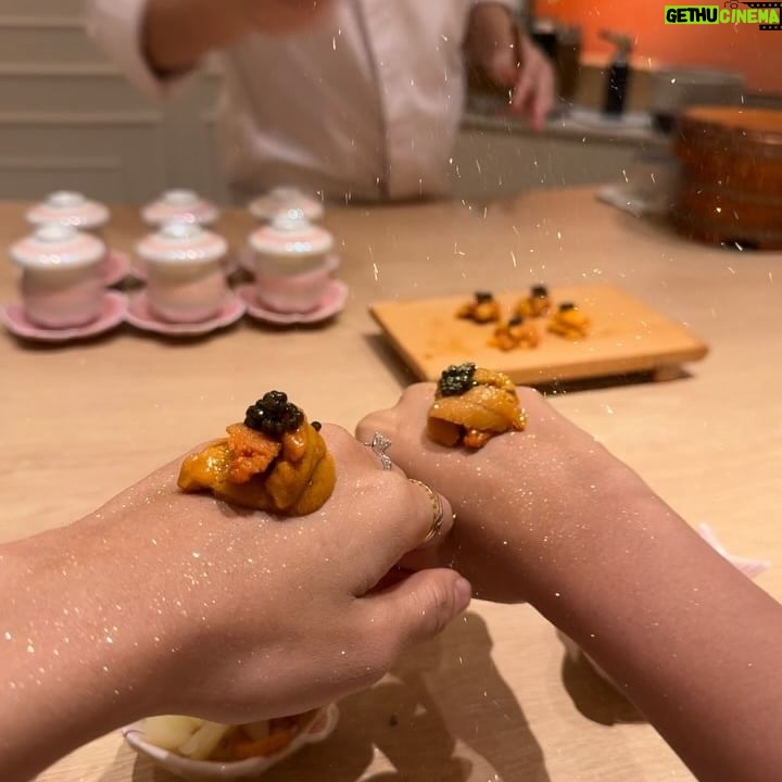 Aniporn Chalermburanawong Instagram - Date night🧚🏻♀️🧚🏻♂️