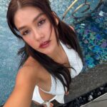 Aniporn Chalermburanawong Instagram - เพลงติดหูเพราะใคร ให้ทายย 🥹💫