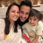 Anita Hassanandani Instagram – The living moment is everything ♥️
My world 🌍 
Thank you @westinmumbaipowai for the beautiful memories we made.