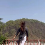Anjali Arora Instagram – Amazing property by @mangobloomriverresort 
it was a great experience to stay at river side view😋
with Delicious Food And Good Hospitality 🤍