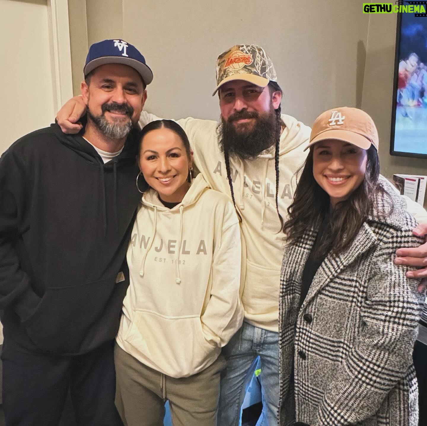 Anjelah Johnson-Reyes Instagram - This weekend of shows sucked. Sike! They were dope.🔥 That one guy got moded when I told him to scram. 😉 I love you Brea. Thank you for a fantastic weekend. I woke up feeling happy thinking about how much fun we had. Until next time! 📸 @malhall @demeanor.exposure