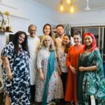 Anjum Fakih Instagram - Gathered by chance, blessed by friendship. Unplanned iftar, but the warmth of community fills the room. 🥰❤️ @insanelyxia @dipti.bharwani @sanjaygagnaniofficial @poonampreet7 @dimplechawla12 #UnexpectedIftar #SpontaneousGathering #BlessedWithFriends #UnplannedJoy #CommunityLove #RamadanBlessings #IftarVibes #JoyfulSurprise #CherishedMoments #GratefulHeart