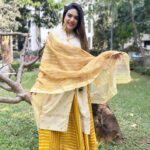 Anjum Fakih Instagram - I wish that you dive into the rainbow of possibilities this Holi ! May your day be filled with laughter, love, and endless inspiration. Wishing you all a joyful and colorful Holi. #InspireToCelebrate #holivibes #holi2024 #anjumfaikh 🥰🤗❤️ Styled by:- @seam_stress_by_rajludhwani Outfit by:- @stadofashion_official
