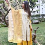 Anjum Fakih Instagram - I wish that you dive into the rainbow of possibilities this Holi ! May your day be filled with laughter, love, and endless inspiration. Wishing you all a joyful and colorful Holi. #InspireToCelebrate #holivibes #holi2024 #anjumfaikh 🥰🤗❤️ Styled by:- @seam_stress_by_rajludhwani Outfit by:- @stadofashion_official
