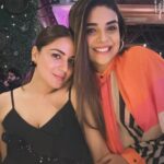 Anjum Fakih Instagram - Arora Sisters!! ❤️❤️ #PreetaKiShrishti