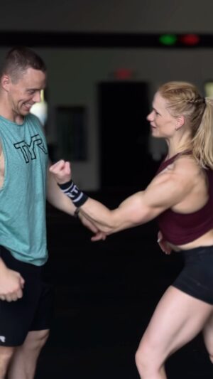 Anníe Mist Þórisdóttir Instagram - WHO NEEDS MORE PROTEIN??

There is a common misconception that men need more protein than women. It might be true in absolute terms if there is more muscle mass to support, but something that is often overlooked is how the female body responds to the ingested protein and the quantities. 

Women actually need larger doses of protein post training to avoid staying in a catabolic state (muscle breakdown) after training than men. To trigger the rebuild response current research suggests that we need higher amounts of leucine, so ladies, get yourself an extra large scoop - the one in the bag is for men, so let’s start double dipping. 

Rule of thumb:

30 year old = 30g protein
Menopause = 40g protein

@live.momentous 
#WomenAreNotSmallMen  #GrassFedProtein #QualityMatters #KnowledgeIsPower #dottir #Strong #mom