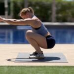 Anníe Mist Þórisdóttir Instagram - Some of my favorite go to stretches and flows 🤝 Rest day today meant 🔸50min zone 2 (usually do anywhere from 45-90min) where I biked and did some jump rope 🔸 into 20min of active movement stretches 🔸 into cooling down in the pool 😅 #activerecovery #moving #mobility #enjoylife #training #crossfit #tyrathlete