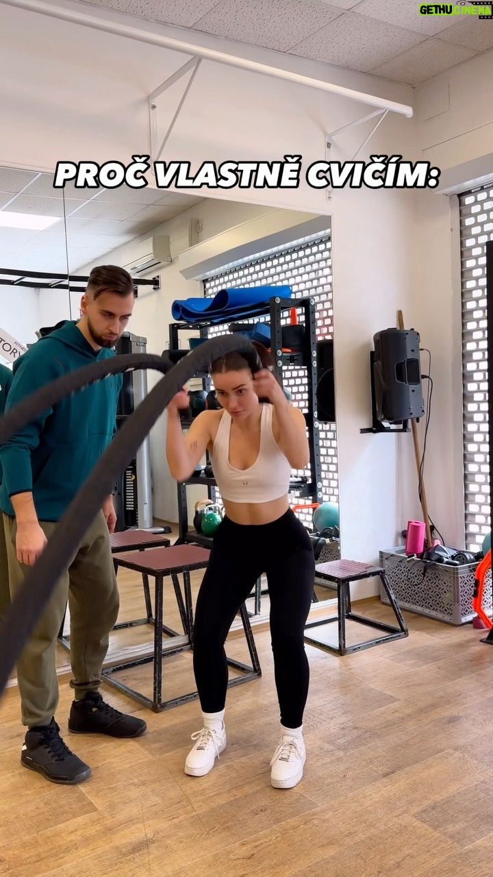 Anna Šulcová Instagram - A jaký důvod máte vy?🤣