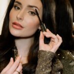 Anna Šulcová Instagram – Neskutečný zážitek v Paříži 💋🇫🇷 představení nové řasenky Panorama od @lorealparis ! Bylo to boží a já mám novou oblíbenou řasenku! moc děkuji za pozvání! ♥️ panoramamascara #lorealmakup #panoramalovestory