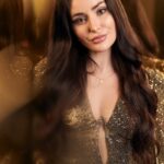 Anna Šulcová Instagram – Neskutečný zážitek v Paříži 💋🇫🇷 představení nové řasenky Panorama od @lorealparis ! Bylo to boží a já mám novou oblíbenou řasenku! moc děkuji za pozvání! ♥️ panoramamascara #lorealmakup #panoramalovestory