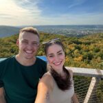 Anna Šulcová Instagram – první podzimní procházka u Prahy v krásné rezervaci Šance, kam jsme chodili hlavně v covidu, protože tam je nádherná příroda & výhledy 🧸🍂🤍

ps: chudák kuba, kterej musel fotit:D