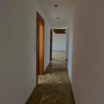Anna Šulcová Instagram – EMPTY HOUSE TOUR 🏡 právě online na mém youtube kanále!
1) Tohle je úplně první fotka, kterou jsem tam vyfotila!
2) Adam má pohodu ve vano-vířivce 🛁
3) Víc uvidíte na youtube 🎥