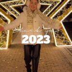 Anna Šulcová Instagram – Rok 2023✨byl pro mě rok změn! První film, první stěhování, první výročí, první rekonstrukce a spoustu dalšího. Celý rok jsem dokumentovala na svém youtube, kde mám tu nejlepší komunitu!♥️ děkuji za ní! Těším se, co přinese ten další! Přeji vám hodně štěstí a zdraví v novém roce a vidíme se brzy😚