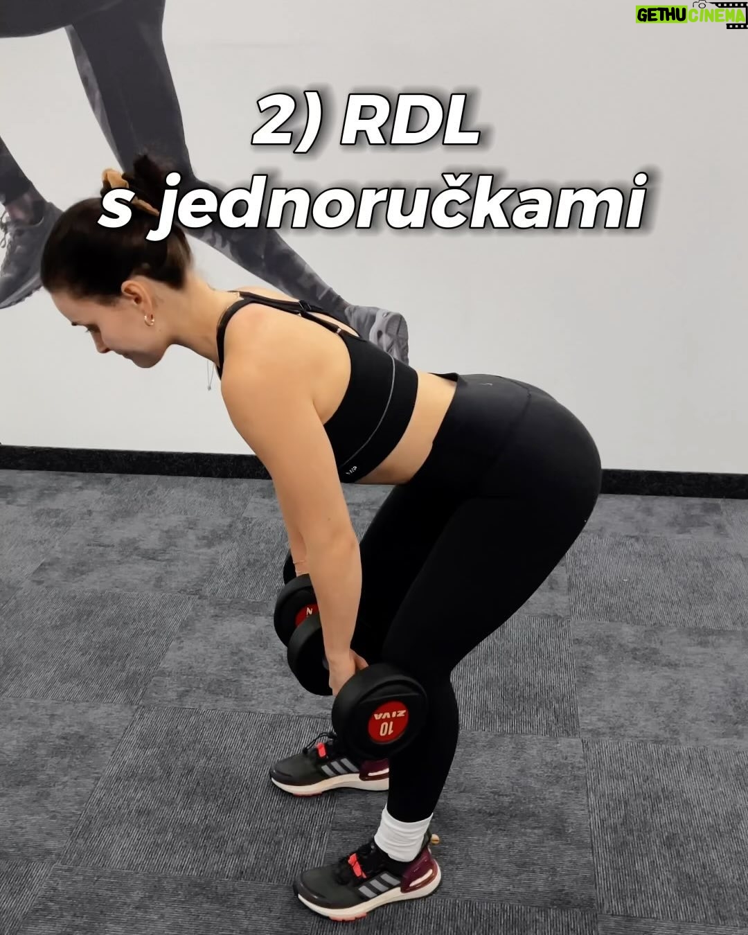 Anna Šulcová Instagram - Mrkněte na náš trénink zadku a nohou💪🏼🎁
Zapněte zvuk, Pavel komentuje 🔈 Po zahřátí a rozcvičení 1) Dřepy (širší stoj rozkročný) - 3x 8-10 opakování
2) RDL s jednoručkami - 3x 12 opakování 3) Single leg dřep na lavici - 3x 12 opakování každá noha
4) Roznožování na stroji v předklonu - 3x 15 opakování
5) Zakopávání vleže - 3x 12 opakování 6) Hip Thrust s velkou činkou - 3x 12 opakování Pauzy 60-120 vteřin..
Trénink je docela fuška, ale super!💪🏼